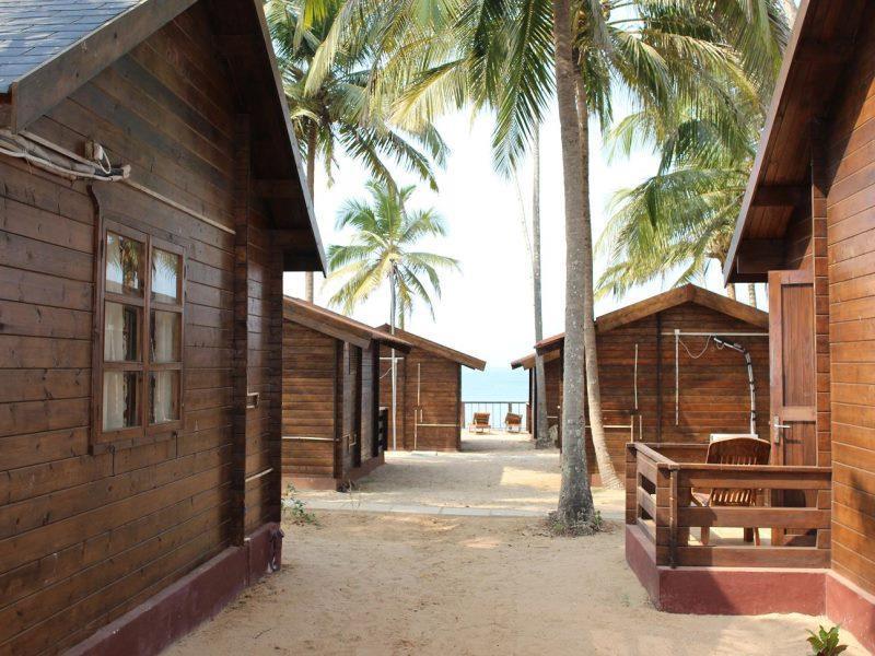 Vista Praia Beach Resort Anjuna Exterior photo