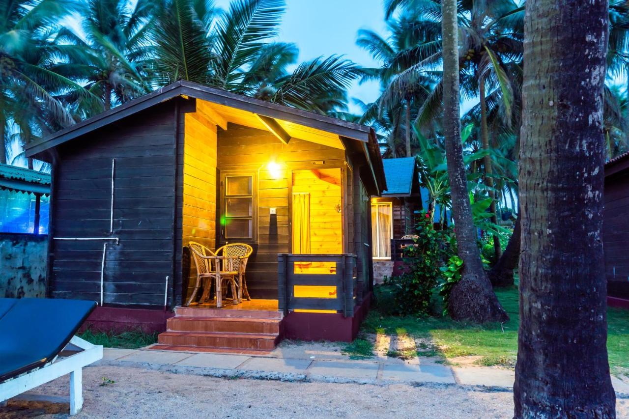 Vista Praia Beach Resort Anjuna Exterior photo