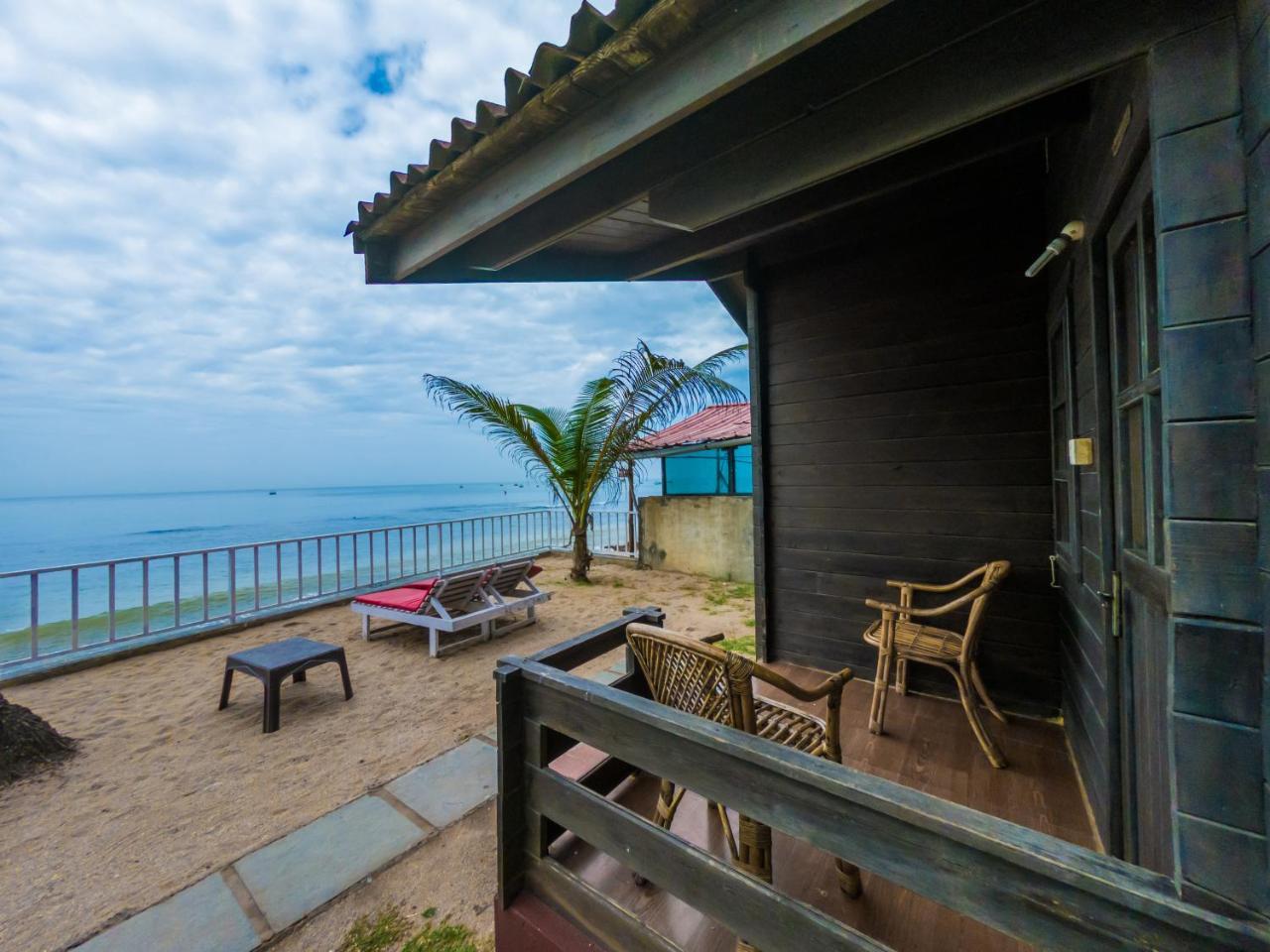 Vista Praia Beach Resort Anjuna Exterior photo