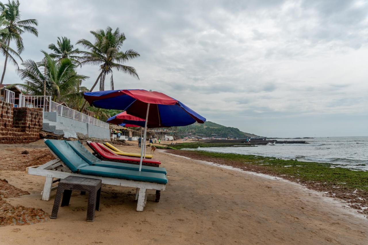Vista Praia Beach Resort Anjuna Exterior photo