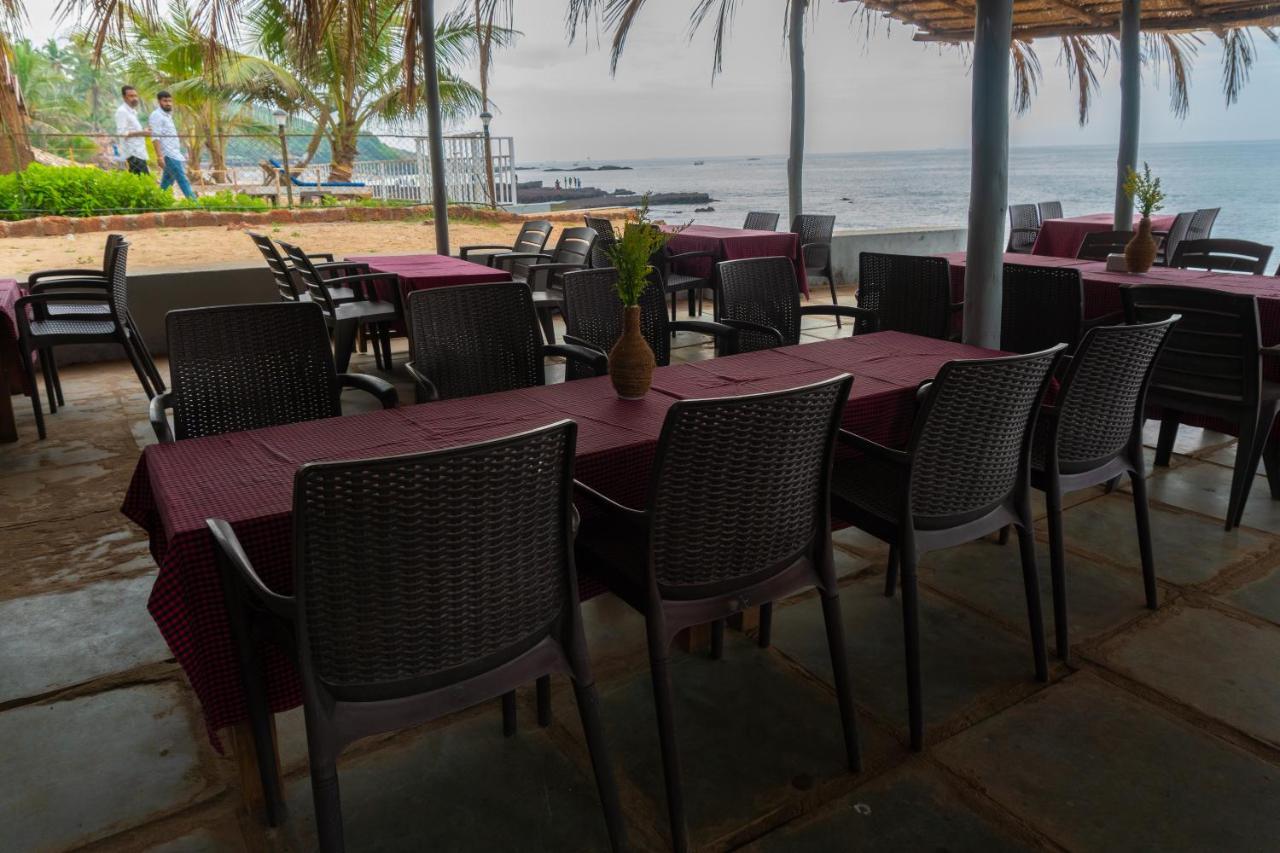 Vista Praia Beach Resort Anjuna Exterior photo