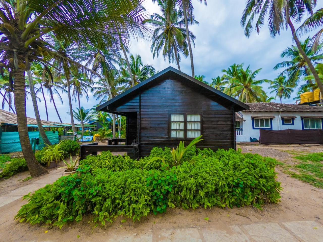 Vista Praia Beach Resort Anjuna Exterior photo