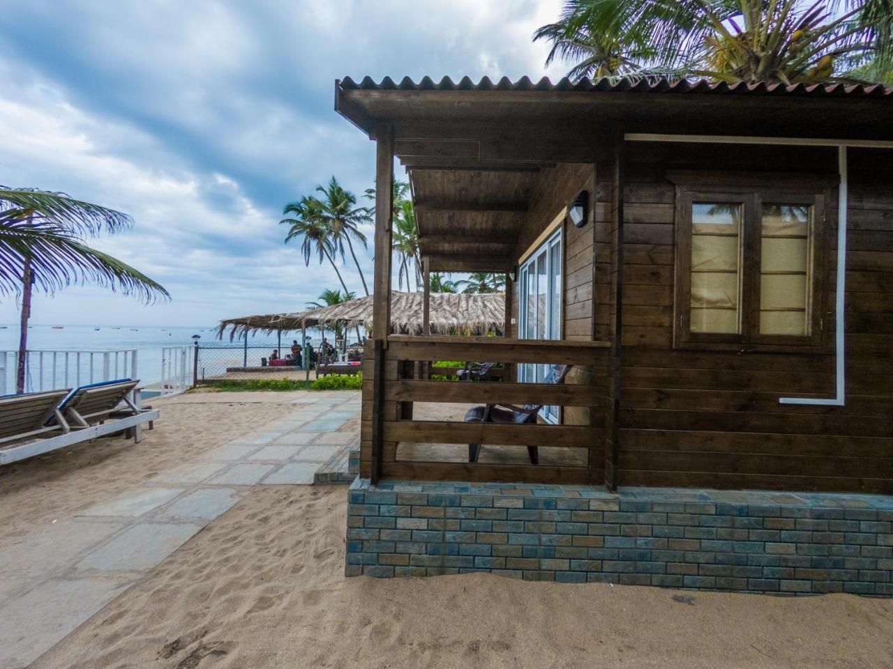 Vista Praia Beach Resort Anjuna Exterior photo